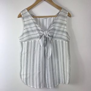 Loft tank with a tie in the back.  Size M